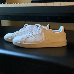 Adidas Cloud foam sneakers